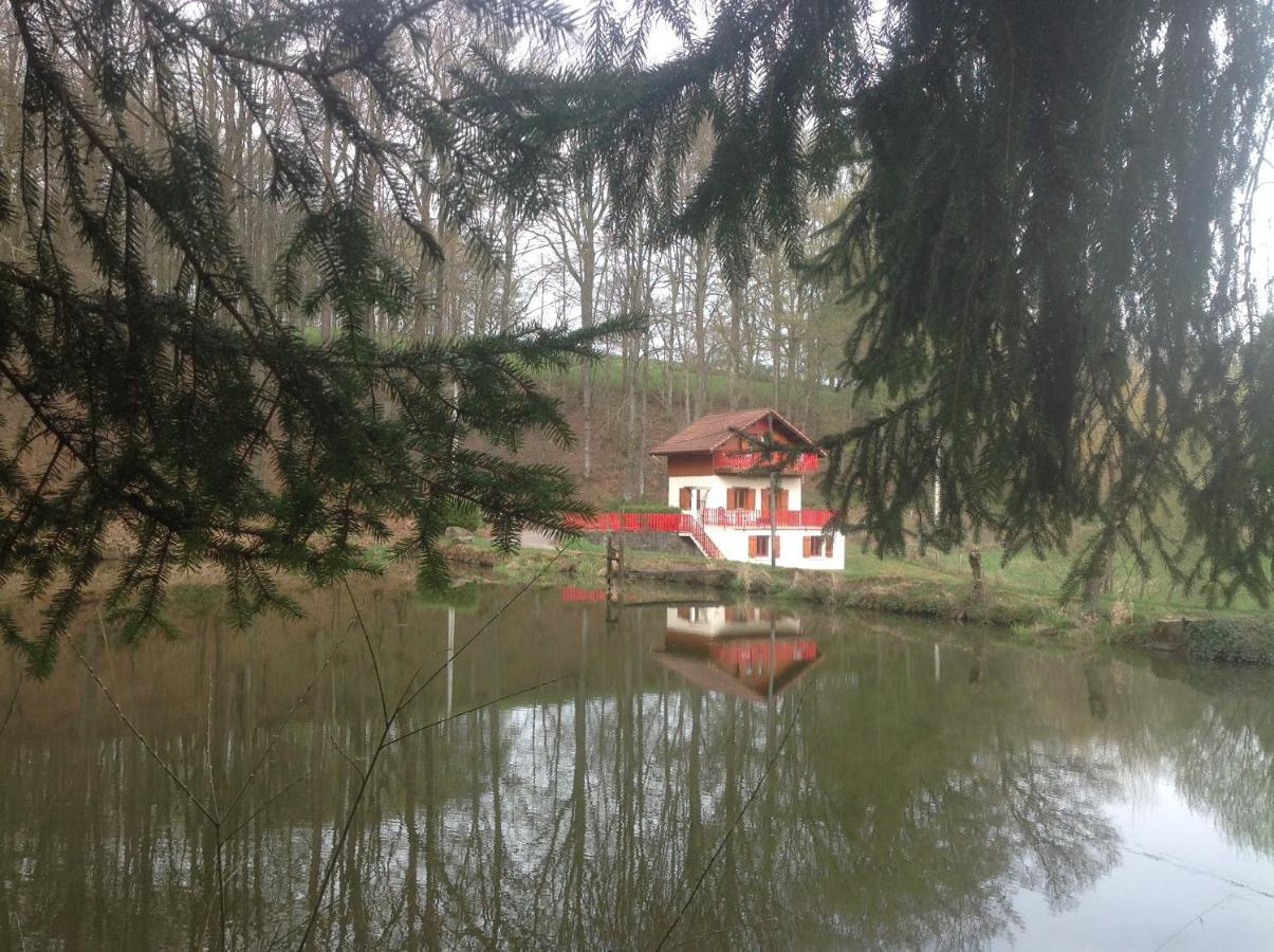 Gite Du Creux De La Goutte Xertigny Exteriér fotografie